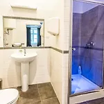 Flamingo Premium Hostal Cracovia
