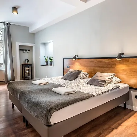Hostel Flamingo Premium Kraków