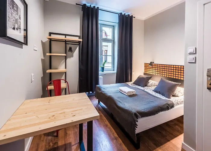 Hostel Flamingo Premium Krakow