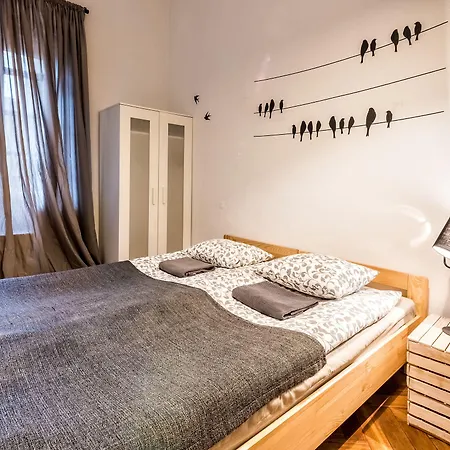 Hostel Flamingo Premium *