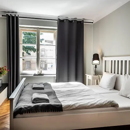 Flamingo Premium Hostel *