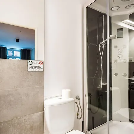 Flamingo Premium Albergue *